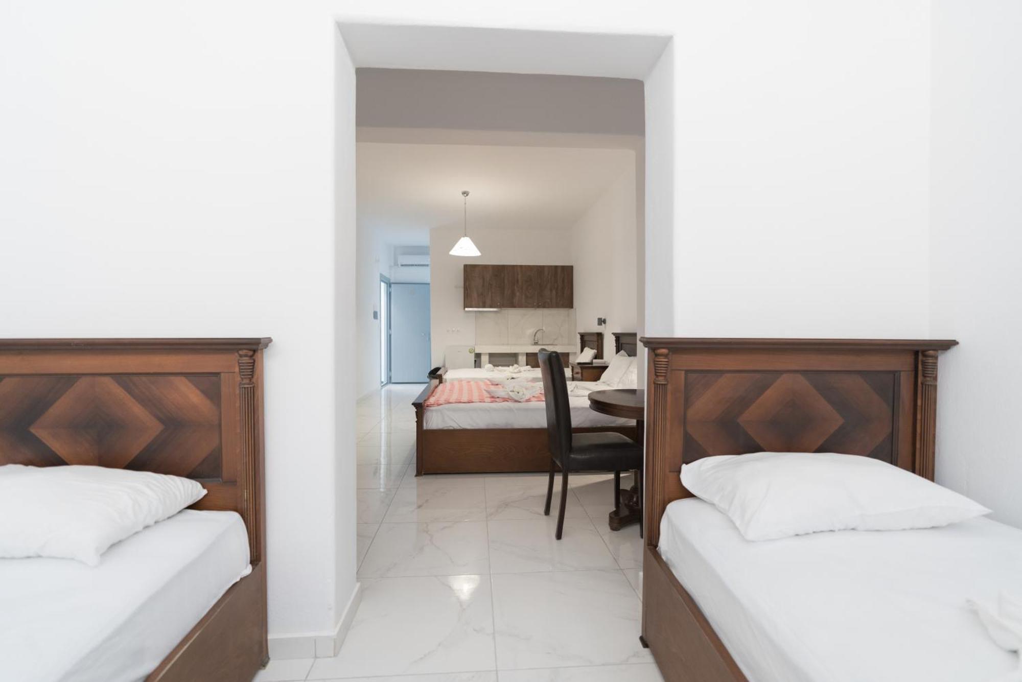 Dodomar Selection Hotel Perissa  Exterior photo