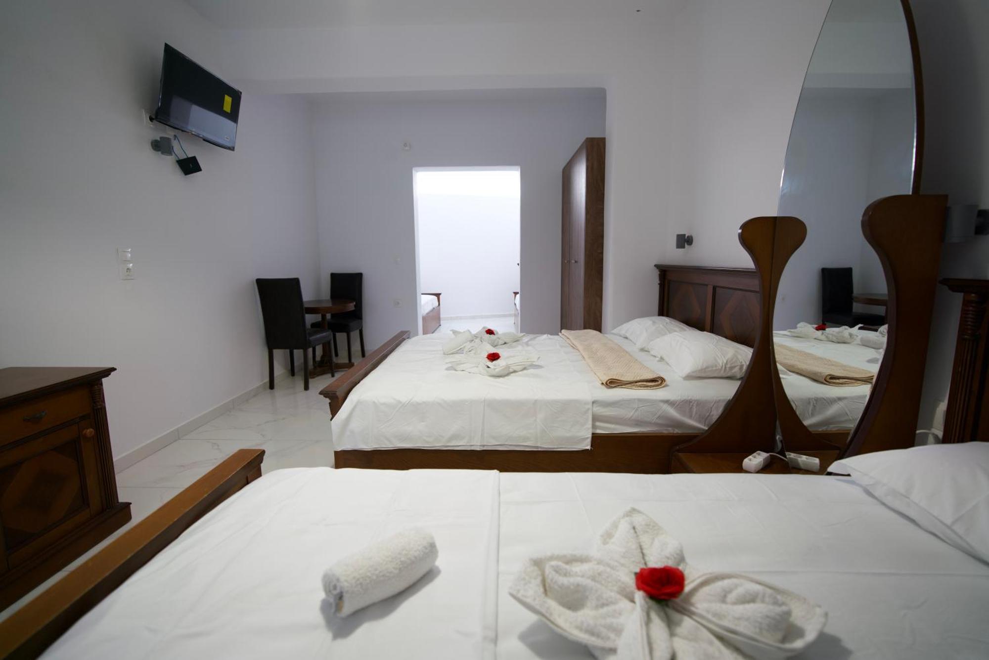 Dodomar Selection Hotel Perissa  Exterior photo